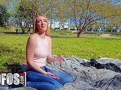 Jordi Meets Blonde Hottie Amaris At The Park & Offers Her Money To Ride His Hard Cock