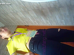 chinese girls go to toilet.302