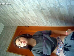 chinese girls go to toilet.302