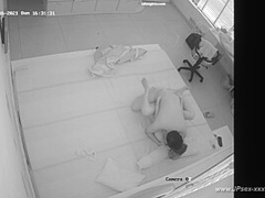 Hackers use the camera to remote monitoring of a lover's home life.588