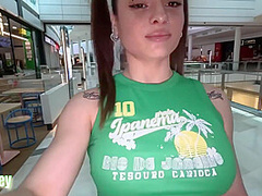 Public Sex Y Cumwalk Gets Horny In The Parking , Exhibicionismo Con Semen En Cara - Nadja Lapiedra