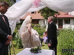 BRIDE4K. Runaway Groom