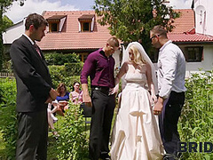 BRIDE4K. Runaway Groom