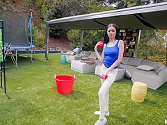 Scarlett Bloom And Daisy Stone - Snap A Snatch
