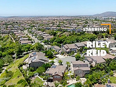 Riley Reid - Surprise Busted
