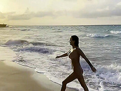 Swims In Atlantic Ocean And Poses Naked On A Public Beach In Cuba - Monika Fox