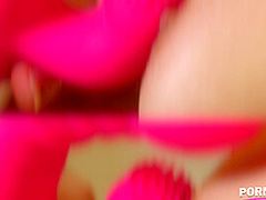 Pussy Licking Lesbian Getaway - PornWorld