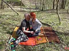 E975 Simona And Leo Picnic Pounding