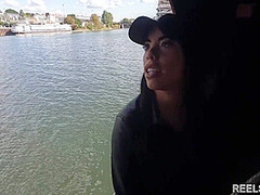 An Italian With An Athletic Body Cheats On Her Boyfriend And Gets Fucked Publicly On A Boat In Anal By 2 Strangers !!