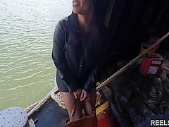 An Italian With An Athletic Body Cheats On Her Boyfriend And Gets Fucked Publicly On A Boat In Anal By 2 Strangers !!