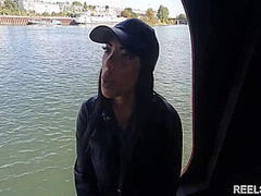 An Italian With An Athletic Body Cheats On Her Boyfriend And Gets Fucked Publicly On A Boat In Anal By 2 Strangers !!