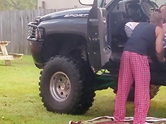 Horny couple take a break to fuck !