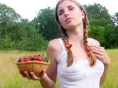 Sweet girl with strawberrys