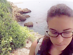 Paseo y chupa bajo la lluvia