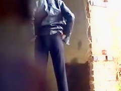 Pee outdoor -4