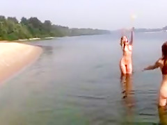 nude