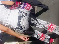 Azz jiggle and wiggle big booty walk down the streets