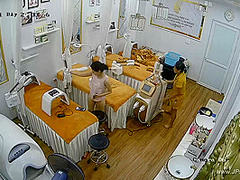 chinese cosmetic salon.2