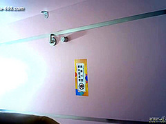 chinese girls go to toilet.304