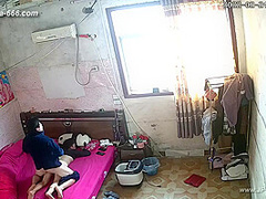 Hackers use the camera to remote monitoring of a lover's home life.592