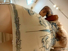 peeping chinese amateur upskirt.147