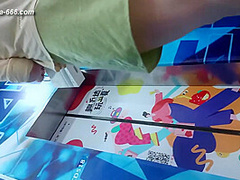 peeping chinese amateur upskirt.148
