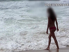 lovely girl nude at beach