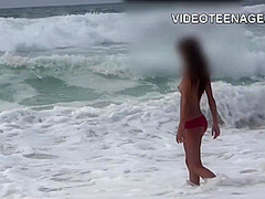 lovely girl nude at beach