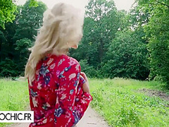 Cherry Kiss In In An Irresistible Outdoor Threesome 10 Min