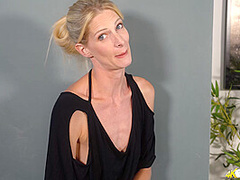 Getting An Eyeful - DownblouseJerk