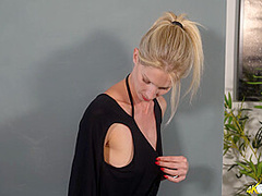 Getting An Eyeful - DownblouseJerk