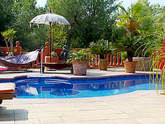 Eleanor, Nadin, Stephanie - Out Of Control