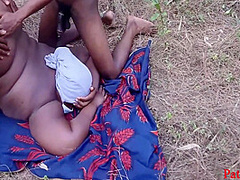 Outdoor Bush Group Sex 10 Min