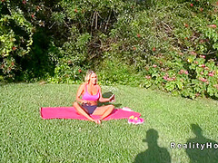 Milf Doing Toga Outdoor