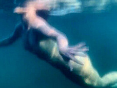 The Sea Nymph From Your Dreams Masturbate Her Pussy Underwater