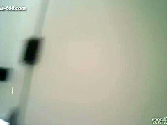 chinese girls go to toilet.307