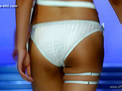 Chinese model in sexy lingerie show.19