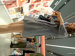 peeping chinese amateur upskirt.154