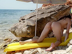 Smoking Hot Coed Orgasms Outdoors
