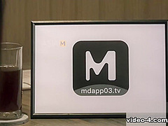 A Horny Barista MD-0211 / 爱露出的咖啡店员 MD-0211 - ModelMediaAsia