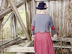 Mia Adler - Bauernhur - Vo Jungbauer Erst Bespannt Dann