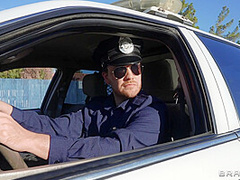 Bike Breaker Busts Her Squirty Pussy Til The Cops Show Up Video With Kyle Mason, Rocky Emerson, Kaiia Eve - Brazzers
