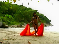 Pretty Brunette Sets Up A Romantic Place To Have Hot Anal Sex On The Beach