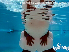 Bbw Fucking In The Pool
