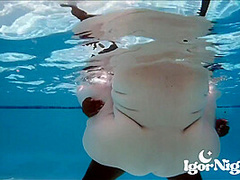 Bbw Fucking In The Pool