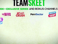 Athena Fleurs In Beautiful Teen Finds Another Way To Get A Free Taxi Ride From Perv Driver