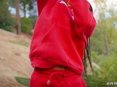 Laid Up Video With Ricky Johnson, Kylie Rocket - Brazzers