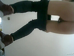 chinese girls go to toilet.308