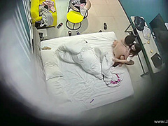 Hackers use the camera to remote monitoring of a lover's home life.597