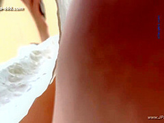 peeping chinese amateur upskirt.159